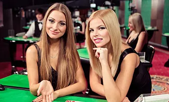 Biểu tượng lá chắn bảo mật, thể hiện sự an toàn khi đăng nhập e2 Bet.